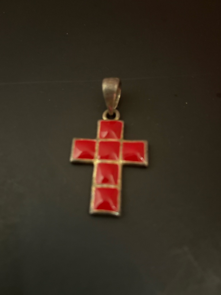 Red Cross Tile Pendant Necklace - Style Womens Jewelry Euc 10$